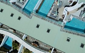 Beach Suites